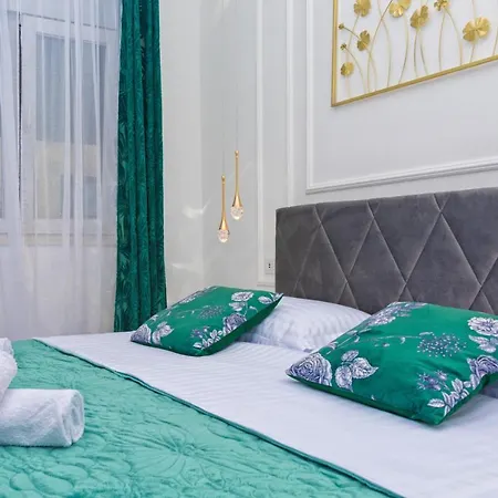 Anachi Apartment Split